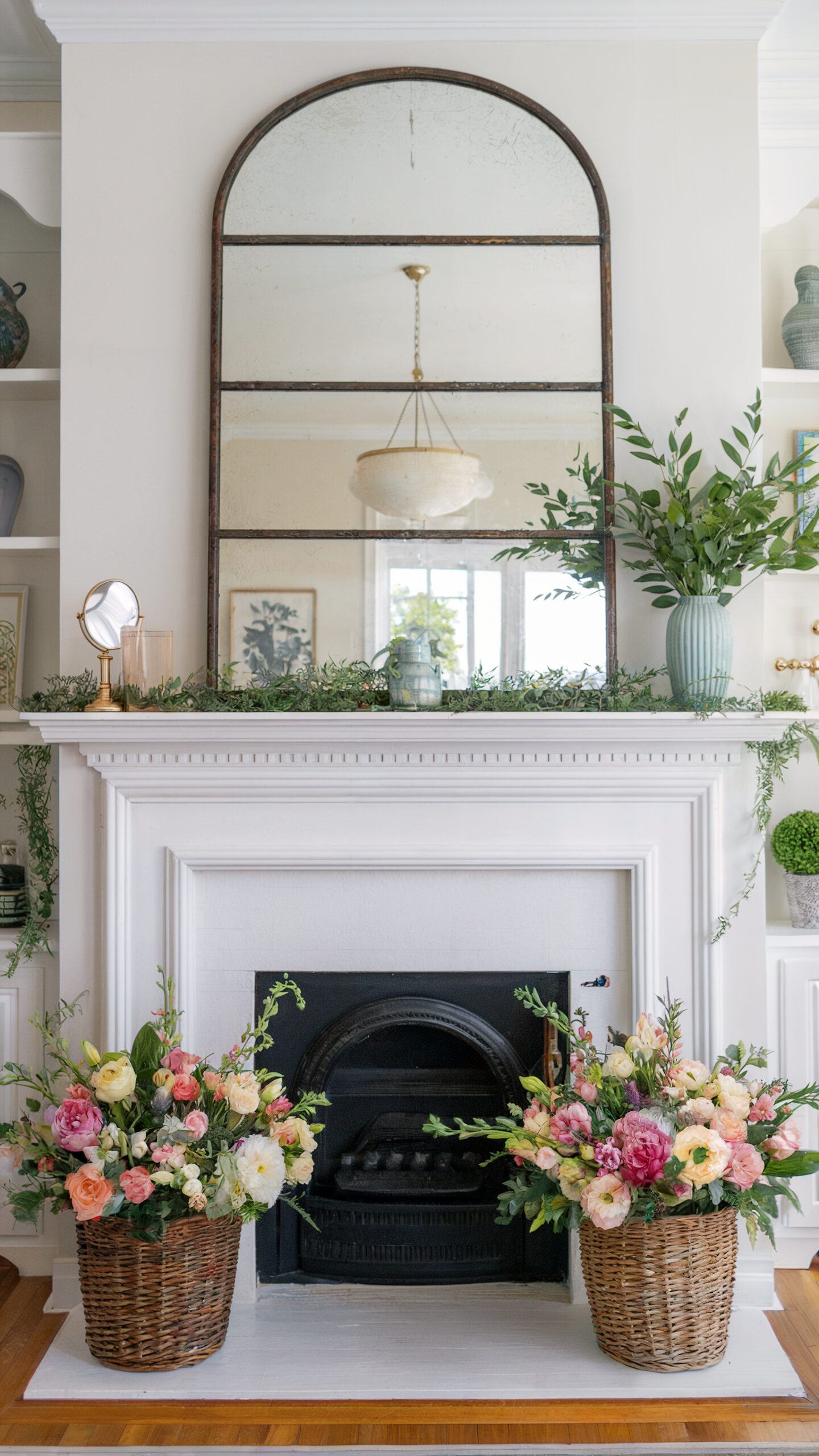 Spring fireplace mantel ideas